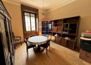 Sala da pranzo - Quadrilocale Via Guglielmo D'alzano
 
9, Bergamo - foto 6