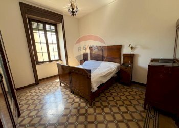 Camera / camera da letto - Quadrilocale Via Guglielmo D'alzano
 
9, Bergamo - foto 8