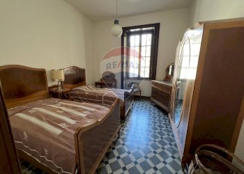 Camera / camera da letto - Quadrilocale Via Guglielmo D'alzano
 
9, Bergamo - foto 13