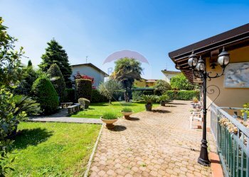 Giardino - Independent house Via Roma
 
106, Treviolo - photo 15