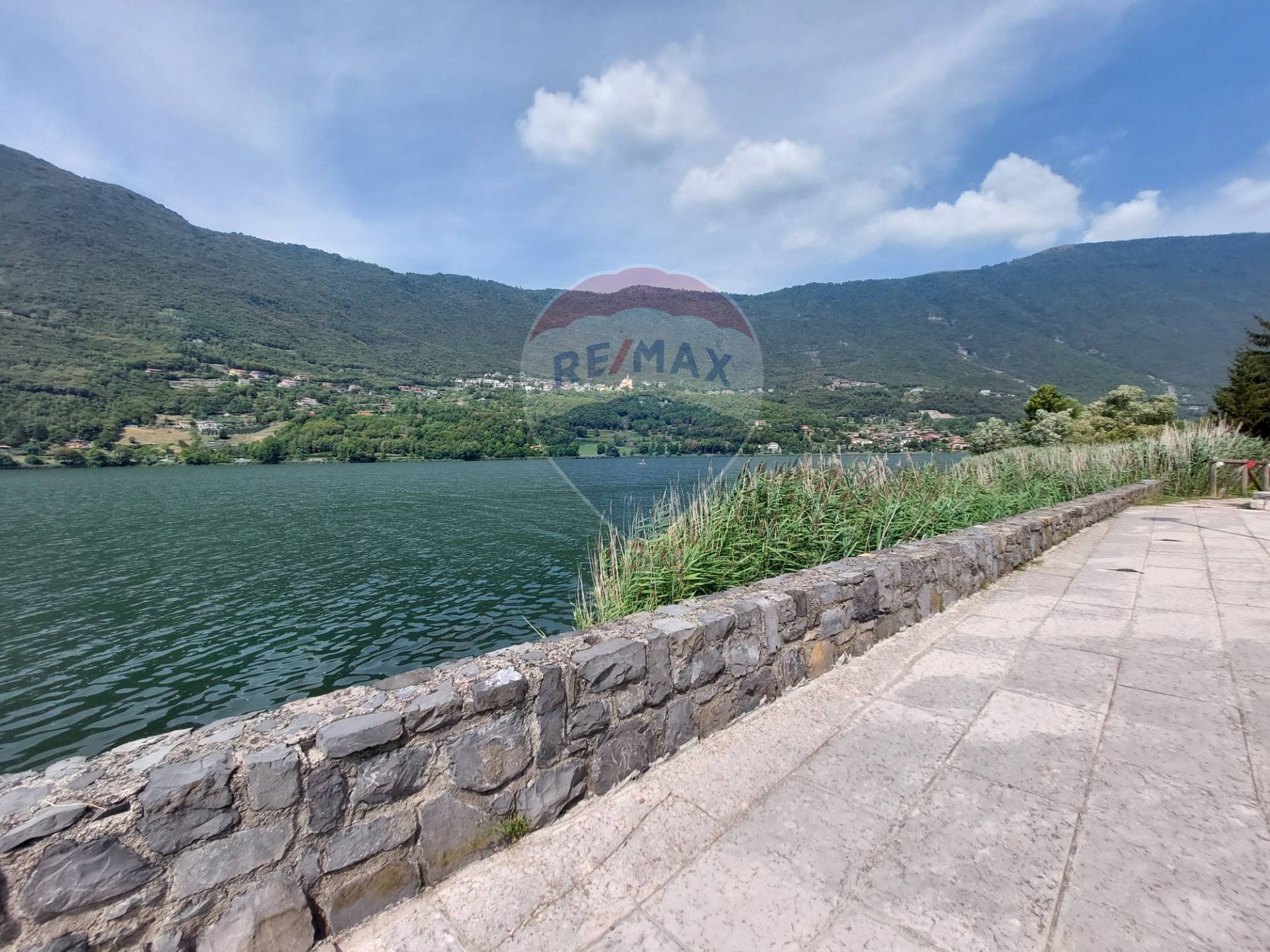 Vista delle montagne - Bilocale Endine Gaiano - foto 1
