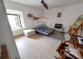 Camera / camera da letto - Bilocale Endine Gaiano - foto 13