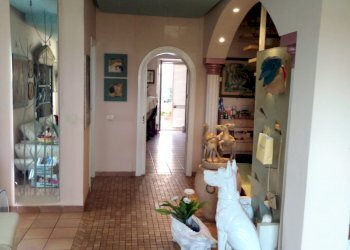 Foto 1 - Villa latina, Latina - foto 1