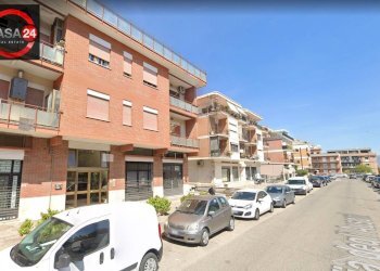 Foto 5 - Locale Commerciale Via degli Ausoni, Latina - foto 4