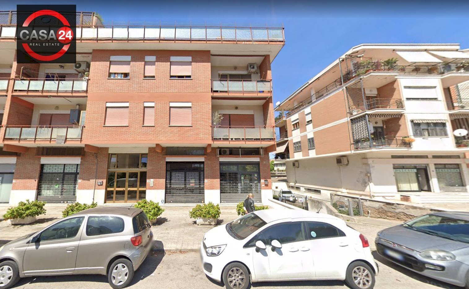 Foto 2 - Commercial Premises Via degli Ausoni, Latina - photo 1