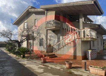 Foto 1 - Villa a Schiera strada valletta, Latina - foto 1