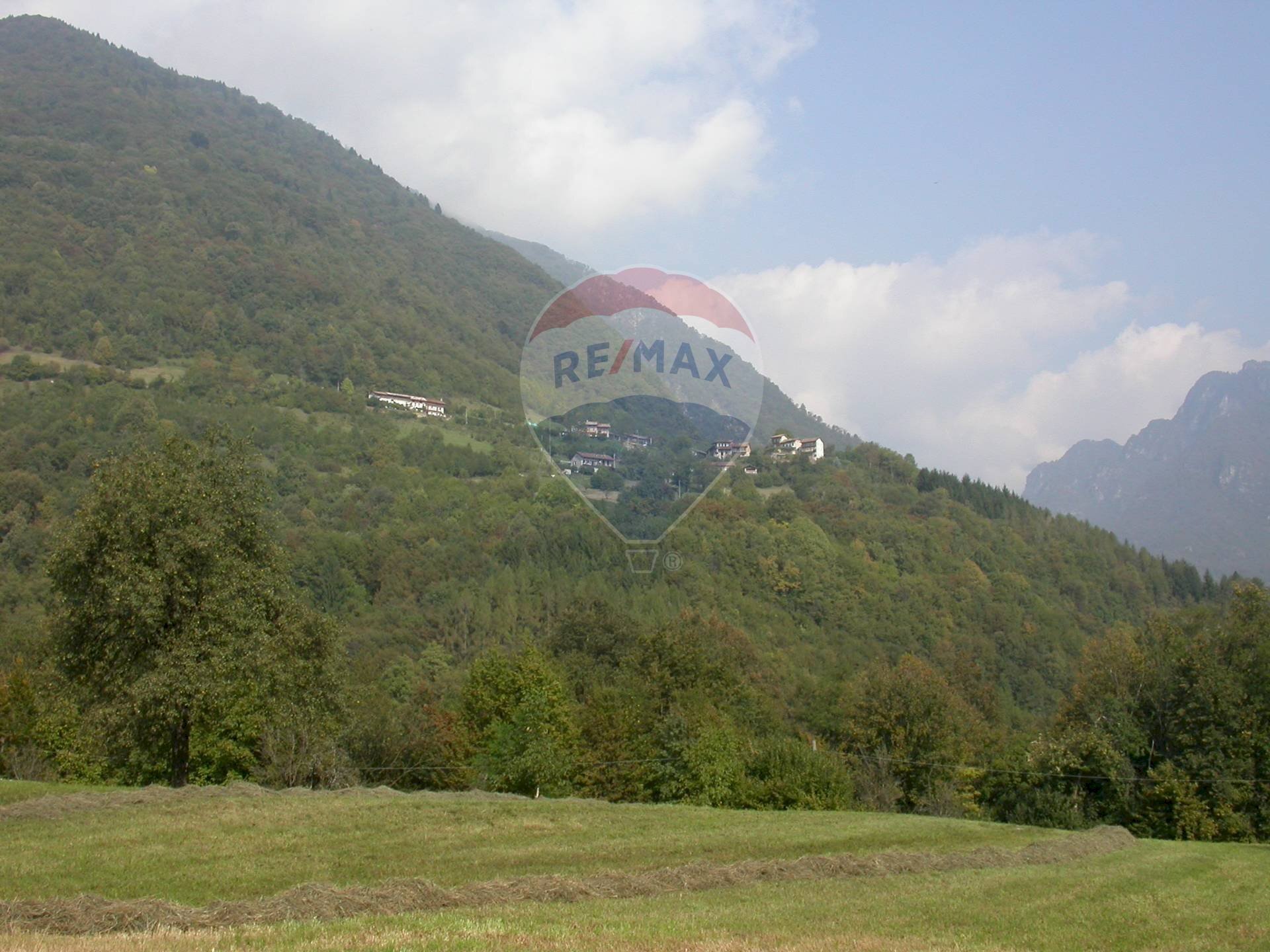 Vista delle montagne - Rustic Loc. Montagne
 
SNC, Cesiomaggiore - photo 3