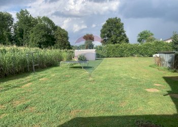 Giardino - Casa semi indipendente Via Piave
 
57, Santa Giustina - foto 15