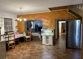 Sala da pranzo - Villa Via Case Sparse Cesa
 
2, Limana - foto 7