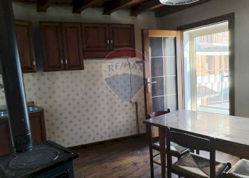 Sala da pranzo - Semi-detached house Via Facen
 
96, Pedavena - photo 10