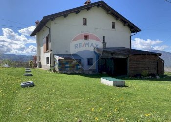 Casa all\'aperto - Appartamento Via Mussera
159, Chies d'Alpago - foto 2