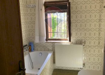 Bagno - Appartamento Via Mussera
159, Chies d'Alpago - foto 10