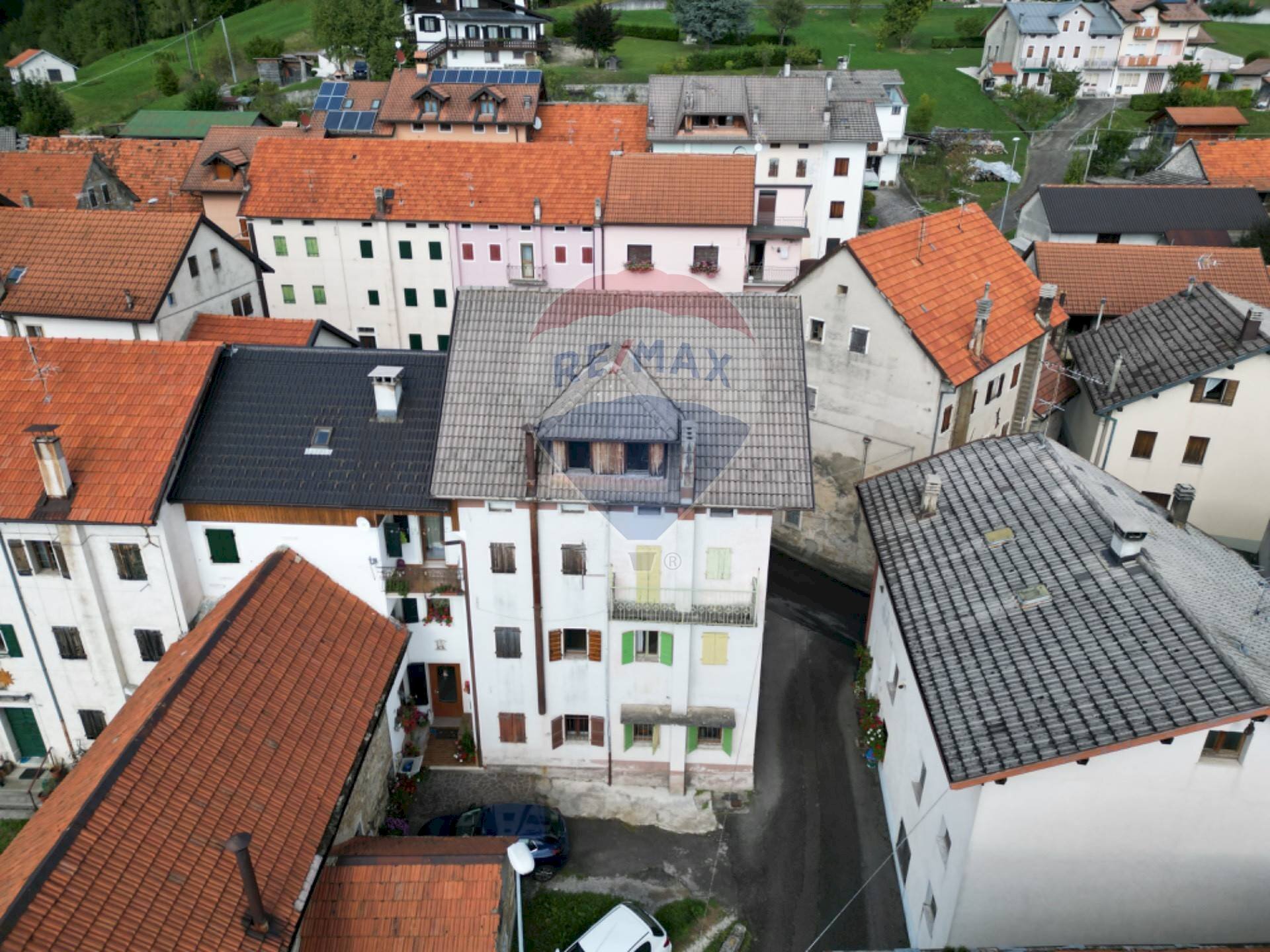 Edificio all\'aperto - Rustico Piazza Concordia
 
13, Chies d'Alpago - foto 3