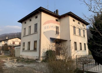 Casa all\'aperto - Casa indipendente Via Meassa
 
Snc, Belluno - foto 2