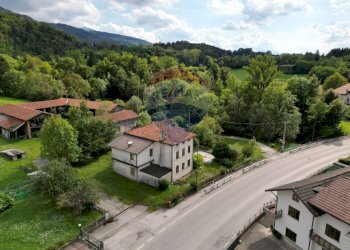 Casa all\'aperto - Casa indipendente Via Meassa
 
Snc, Belluno - foto 5