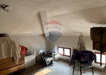 Camera / camera da letto - Casa indipendente Via Meassa
 
Snc, Belluno - foto 34