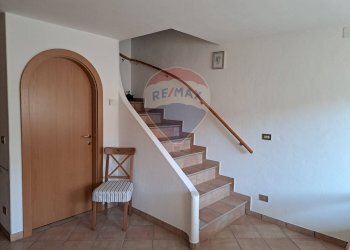 Scale - Casa semi indipendente Via Villa
 
9, Lamon - foto 7