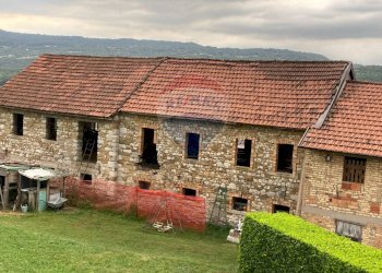 Casa all\'aperto - Rustico Via Reveane
 
Snc, Ponte nelle Alpi - foto 1