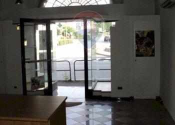 Stanza vuota - Shop Via Vittorio Veneto
 
68, Belluno - photo 13