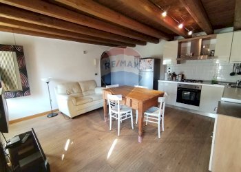 Sala da pranzo - Villa via Menin
 
24, Cesiomaggiore - foto 32