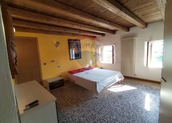 Camera / camera da letto - Villa via Menin
 
24, Cesiomaggiore - foto 34