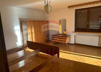 Camera / camera da letto - Villa Via Ortigher
 
10, Lamon - foto 30