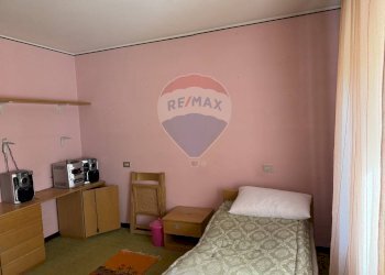 Camera / camera da letto - Casa indipendente Loc. Quantin
 
72, Ponte nelle Alpi - foto 12