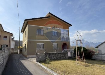 Casa all\'aperto - Casa indipendente Loc. Quantin
 
72, Ponte nelle Alpi - foto 1