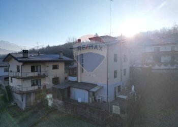 Edificio all\'aperto - Terreno edificabile Frazione Lastreghe
 
SNC, Ponte nelle Alpi - foto 10