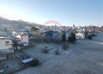 Edificio all\'aperto - Terreno edificabile Frazione Lastreghe
 
SNC, Ponte nelle Alpi - foto 14