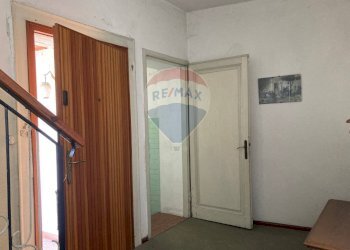 Hall / corridoio - Casa indipendente Strada Statale 51
 
17, Ponte nelle Alpi - foto 8