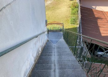 Balcone - Casa indipendente Strada Statale 51
 
17, Ponte nelle Alpi - foto 9