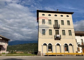 Edificio all\'aperto - Casa indipendente Strada Statale 51
 
17, Ponte nelle Alpi - foto 20
