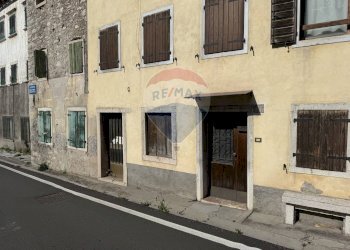 Edificio all\'aperto - Semi-detached house Via Roma
 
1, Longarone - photo 6
