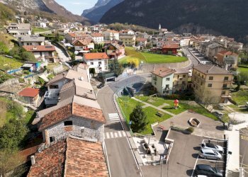 Vista delle montagne - Semi-detached house Via Roma
 
1, Longarone - photo 19