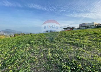 Giardino - Terreno edificabile Via Giuseppe Di Vittorio
 
SNC, Ancona - foto 3