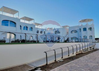 Edificio all\'aperto - Quadrilocale Via Loreto
 
1, Numana - foto 10