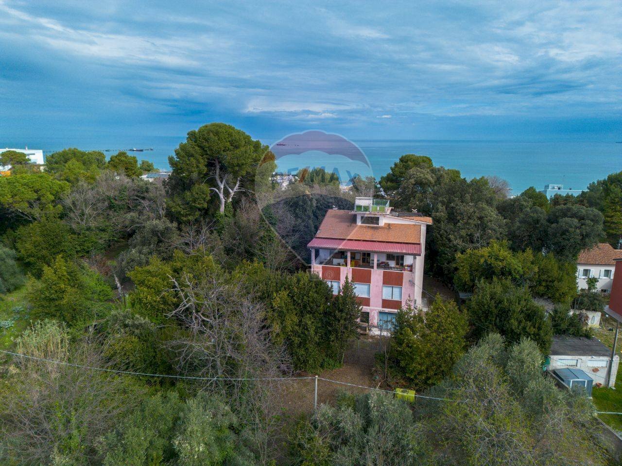 Casa all\'aperto - Casa indipendente Via Ville
 
7, Falconara Marittima - foto 1