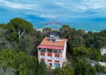 Casa all\'aperto - Casa indipendente Via Ville
 
7, Falconara Marittima - foto 4