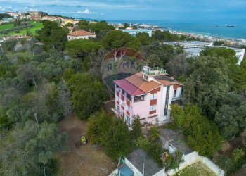 Casa all\'aperto - Casa indipendente Via Ville
 
7, Falconara Marittima - foto 7