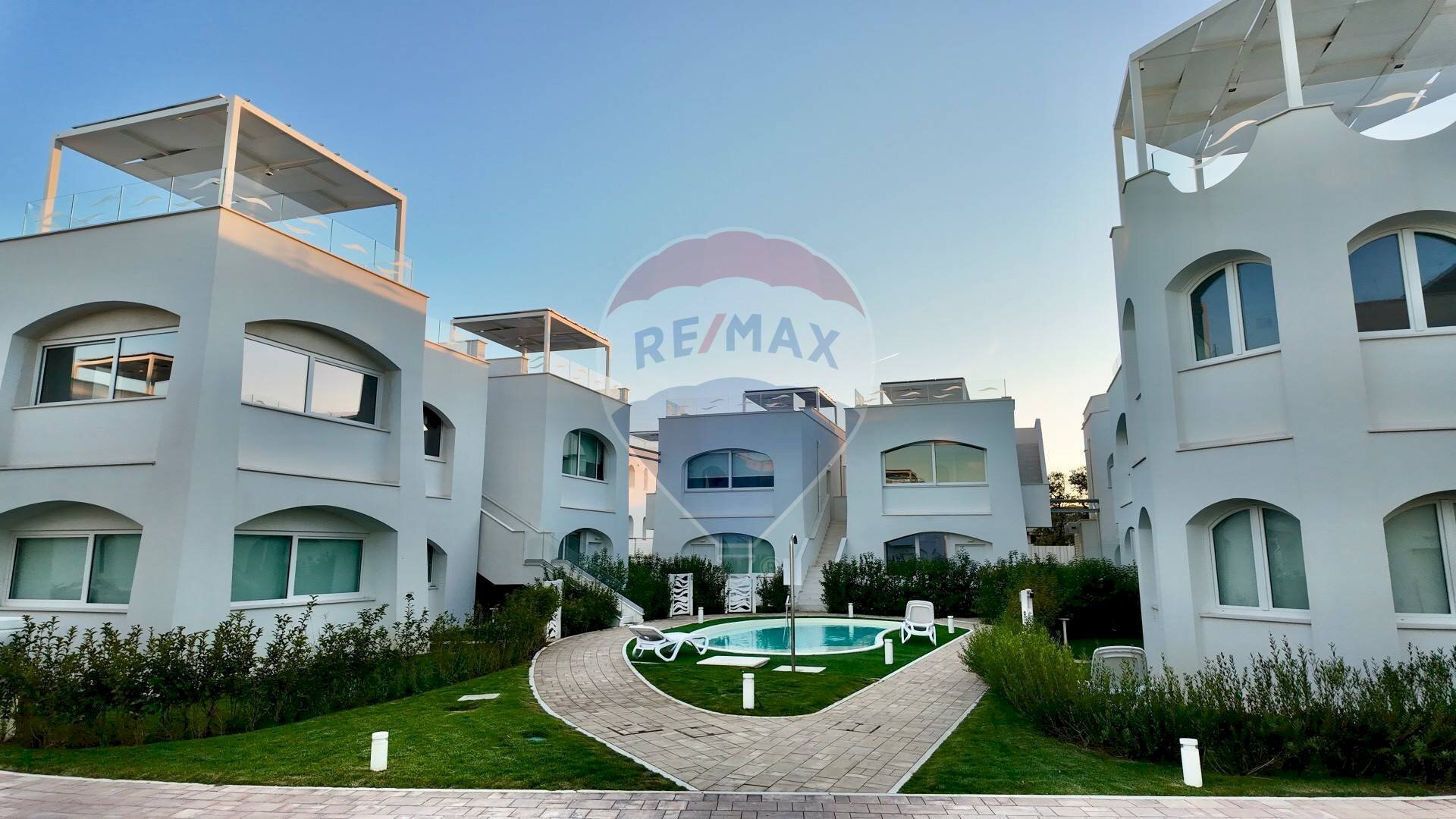 Edificio all\'aperto - Three-room apartment Via Loreto
 
1, Numana - photo 2