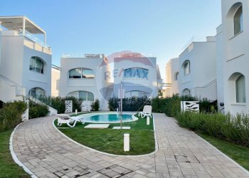 Piscina - Trilocale Via Loreto
 
1, Numana - foto 23