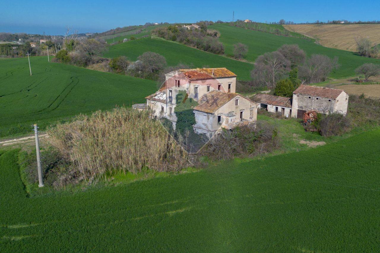 Casa all\'aperto - Rustico VIA DELLE CHIUSE, Jesi - foto 2