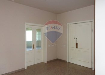 Stanza vuota - Villa via San Leo
 
snc, Sassoferrato - foto 13