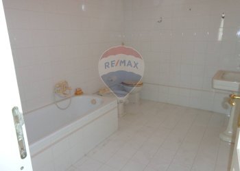 Bagno - Villa via San Leo
 
snc, Sassoferrato - foto 36