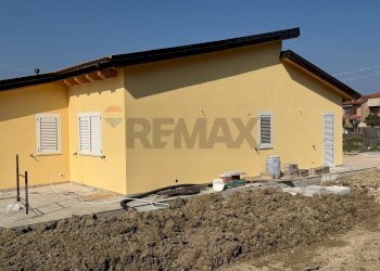 Casa all\'aperto - Villa Via Piane
 
snc, Camerata Picena - foto 23