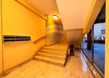 Scale - Appartamento Corso Fratelli Cairoli
 
177, Macerata - foto 3