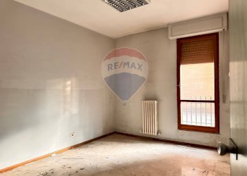 Stanza vuota - Appartamento Corso Fratelli Cairoli
 
177, Macerata - foto 7