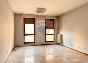 Stanza vuota - Appartamento Corso Fratelli Cairoli
 
177, Macerata - foto 8