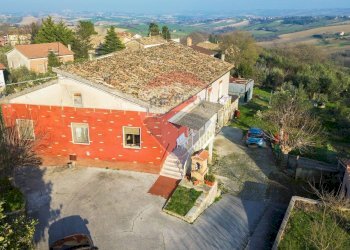 Casa all\'aperto - Independent house Frazione Villa Torre
 
102, Cingoli - photo 3